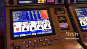 Ang video poker online ay isang sikat na laro sa casino na pinagsasama ang mga elemento ng parehong poker at slot machine.